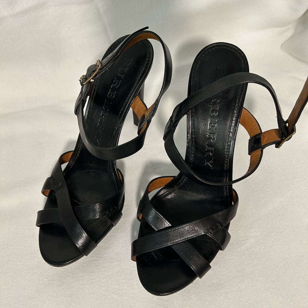 Burberry Black Leather Strappy Platform Sandals size 40